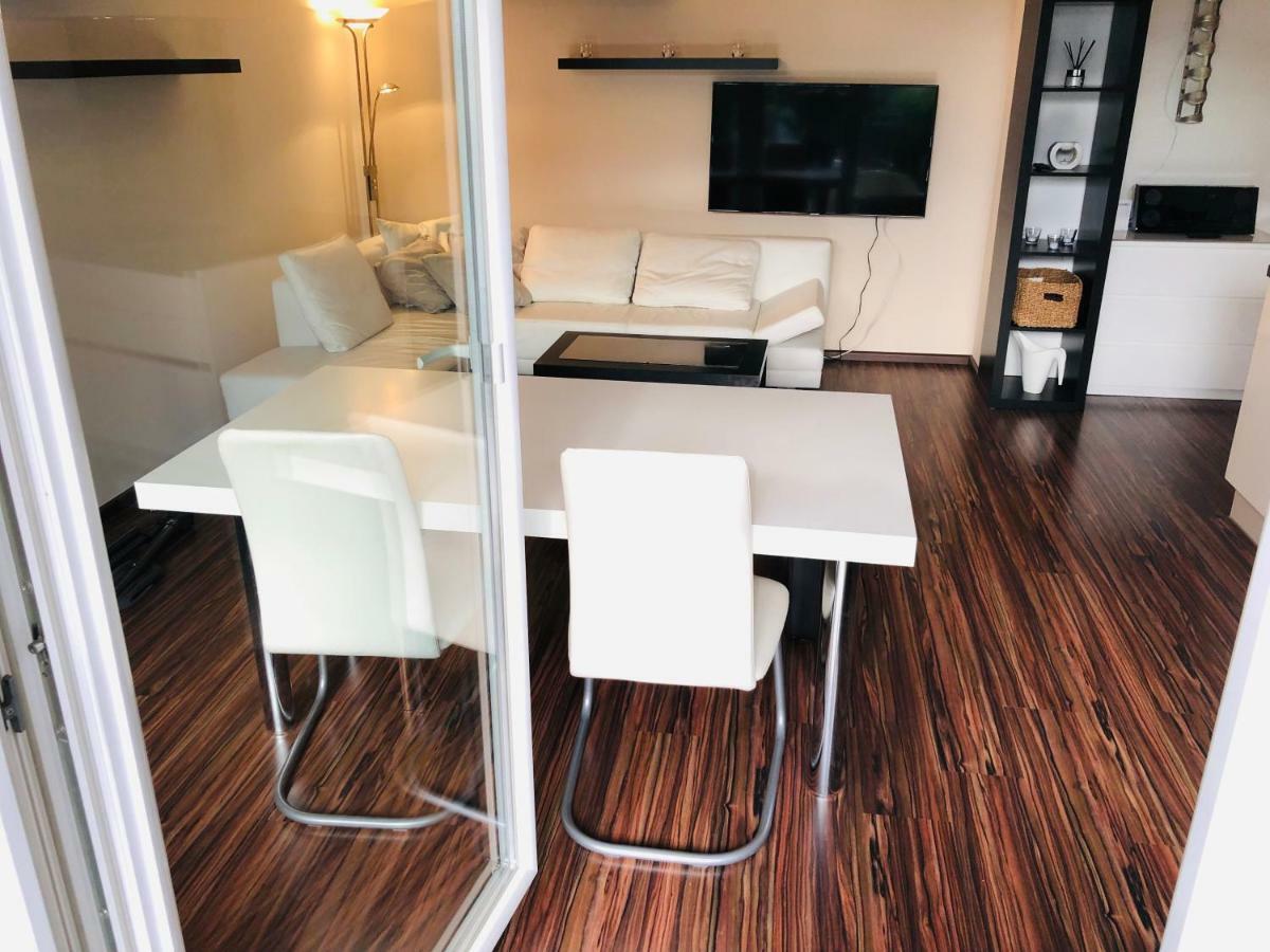 25H Garden Apartment Plus Private Beach نيوسيدل آم سي المظهر الخارجي الصورة